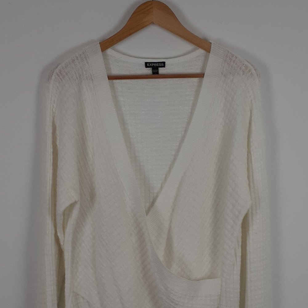 Sweater - Picture 6 of 6